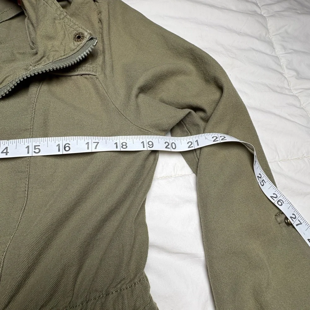 Classic Y2K Olive Utility Jacket with Adjustable Waist -Juniors Large/Womens Med - Picture 10 of 16